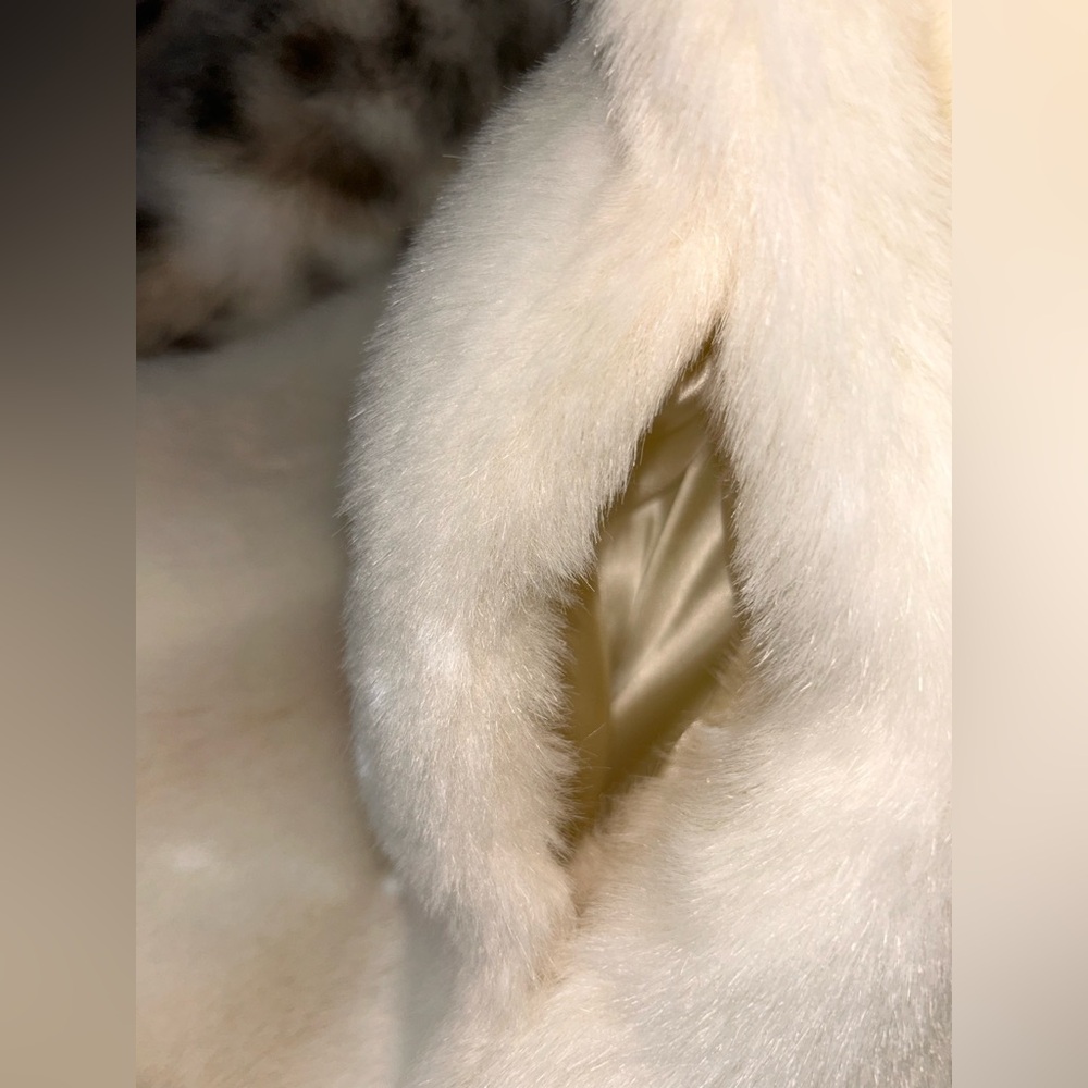 Monterey Fashions - Vintage White Faux Fur Coat Made in U.S.A. - Picture 14 of 16